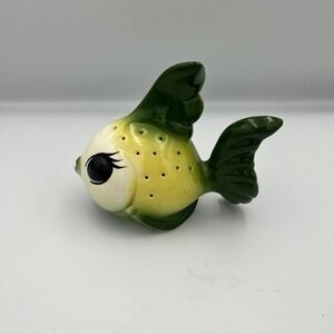 Vintage Ceramic Fish Yellow Green Big Eye‎ Hors d'Oeuvres Holder